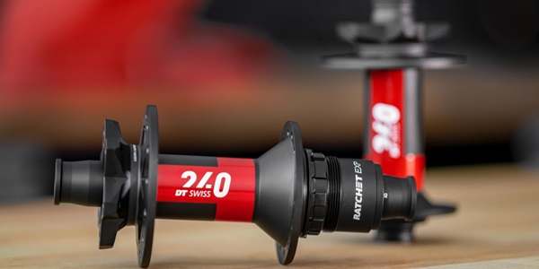 DTSwiss_240_Hub_Detail_2467_HIG_PRT_005