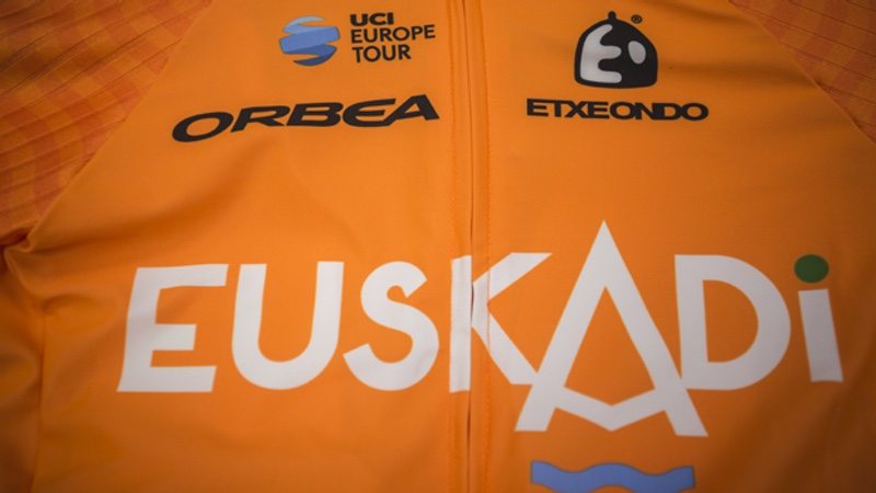 171221_Etxeondo-Orbea-jersey