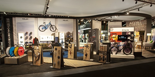 20190118_Velofollies2019_AR_0005_stand